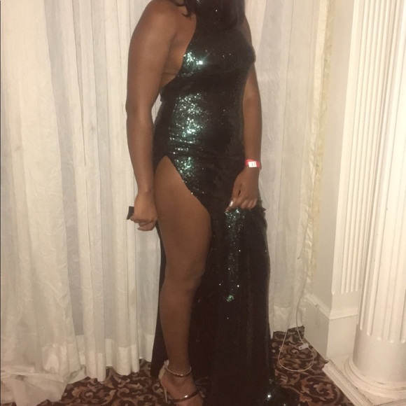 Evening Gown - Picture 1 of 2